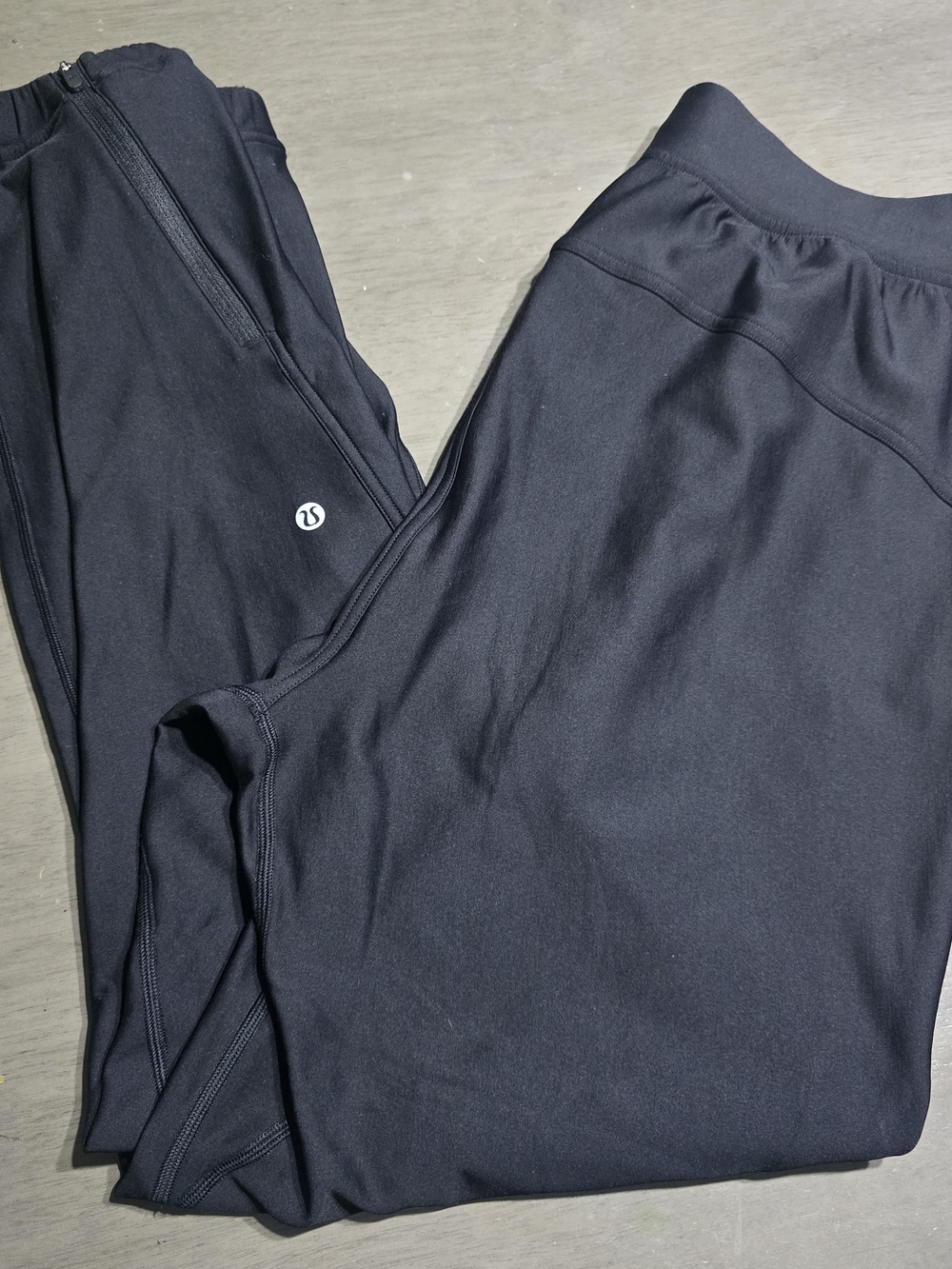 lululemon athletica Black High-Rise Workout Leggings with Internal Pocket